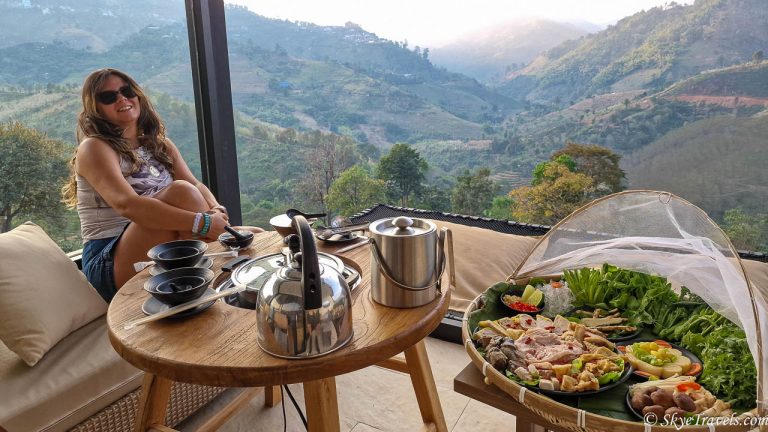 Wang Put Tan Mountain Cabin Dinner